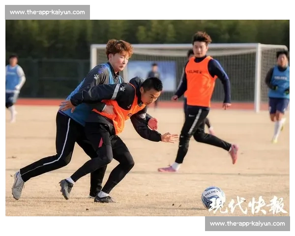 水庆霞助阵苏超，盐城阜宁球迷点燃主场激情